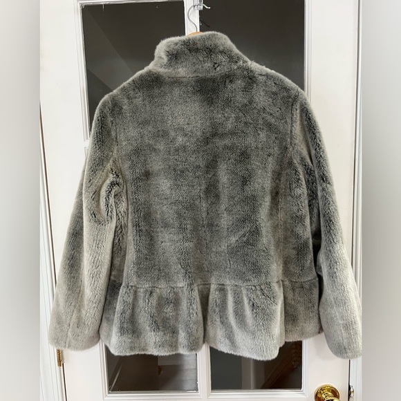 Kate Spade Faux Fur Coat - Size M - NWOT - Picture 3 of 8